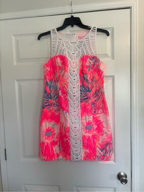 Lilly Pulitzer Pink Floral Sleeveless Lace-Front Shift Dress size 8 Beautiful!!